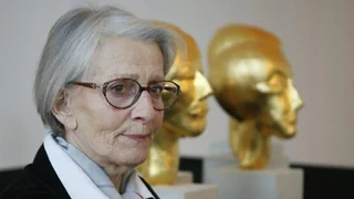 Porträt – Eva Aeppli: Die Schweizer Künstlerin im Schatten von Tinguely