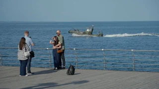 Badeurlaub im Krieg – Das Feriengefühl hat in Odessa überleb