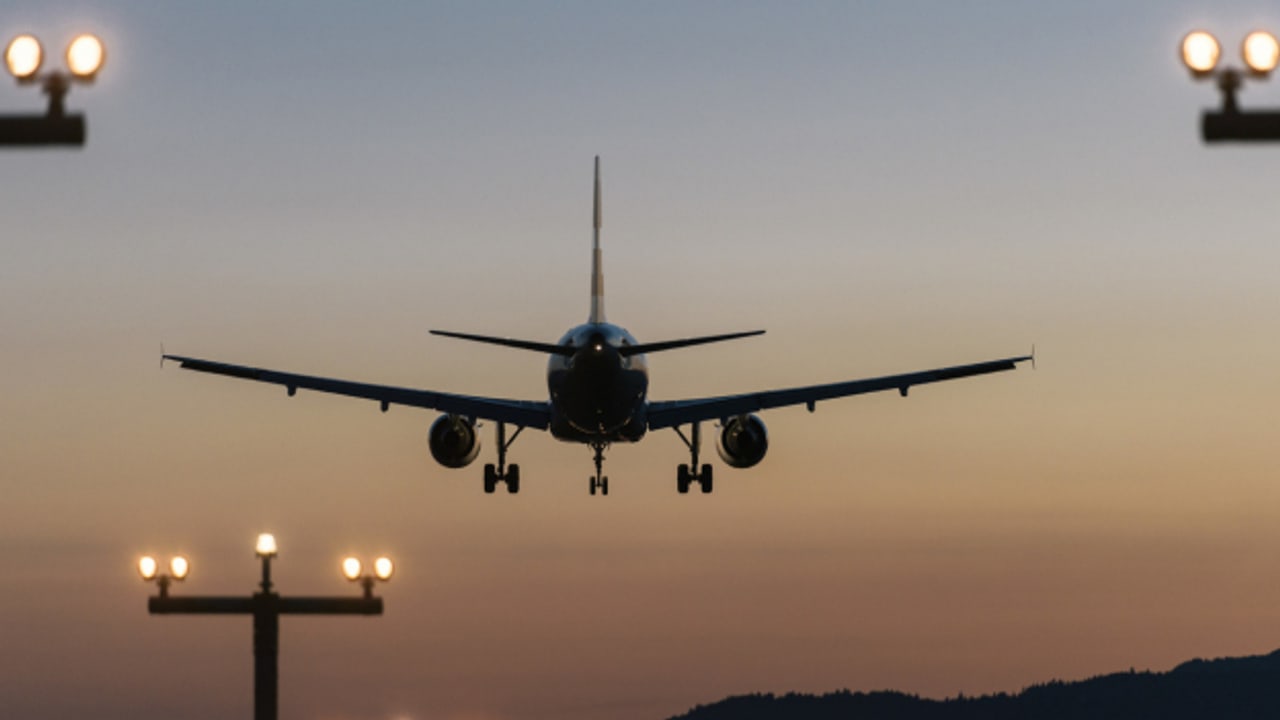 Trotz Corona: Flughafen Zürich stellt Winter-Flugplan vor - Regionaljournal Zürich Schaffhausen ...