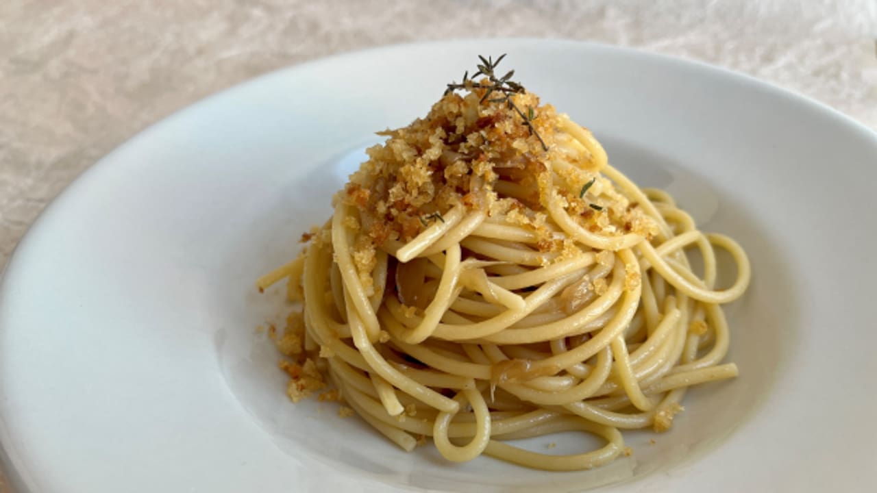 Die Büchse bringt’s - Pasta mit Sardellen und Brösmeli - A point - SRF