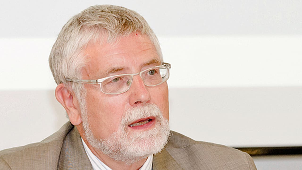 Michael Brzoska Kriegsmaterialausfuhr der Schweiz Tagesgespräch SRF