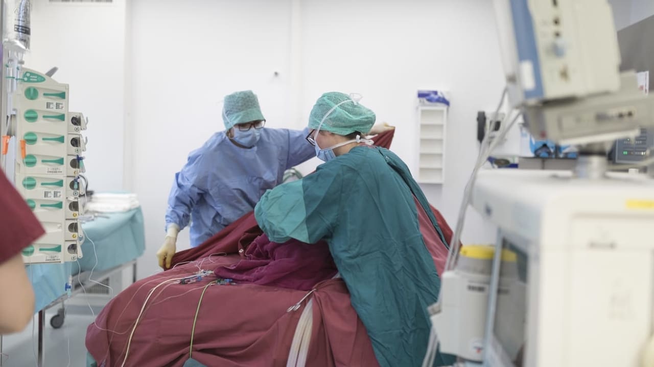 Abwanderung in die Schweiz Deutscher Gesundheitsminister möchte Ärzte zurückholen News SRF Abwanderung in die Schweiz Deutscher Gesundheitsminister möchte Ärzte zurückholen News SRF