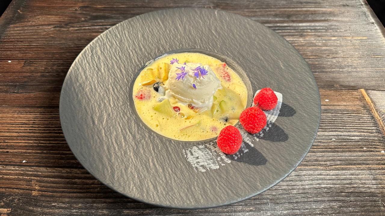 «Landfrauenküche» Rezepte 2023 - Aurelias «Früchte-Gratin mit ...