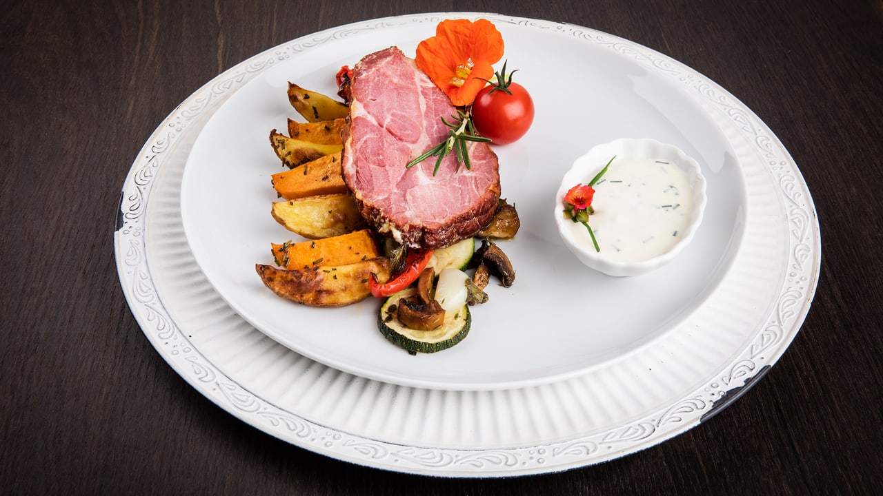 Rezepte 2020 - Rumendinger Chemibraten, Kartoffelschnitze und