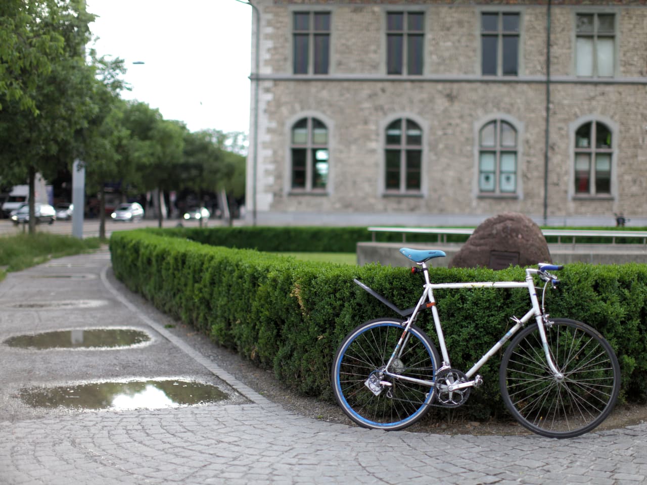 ein fahrrad legt 5 1 4 umdrehungen zurück
