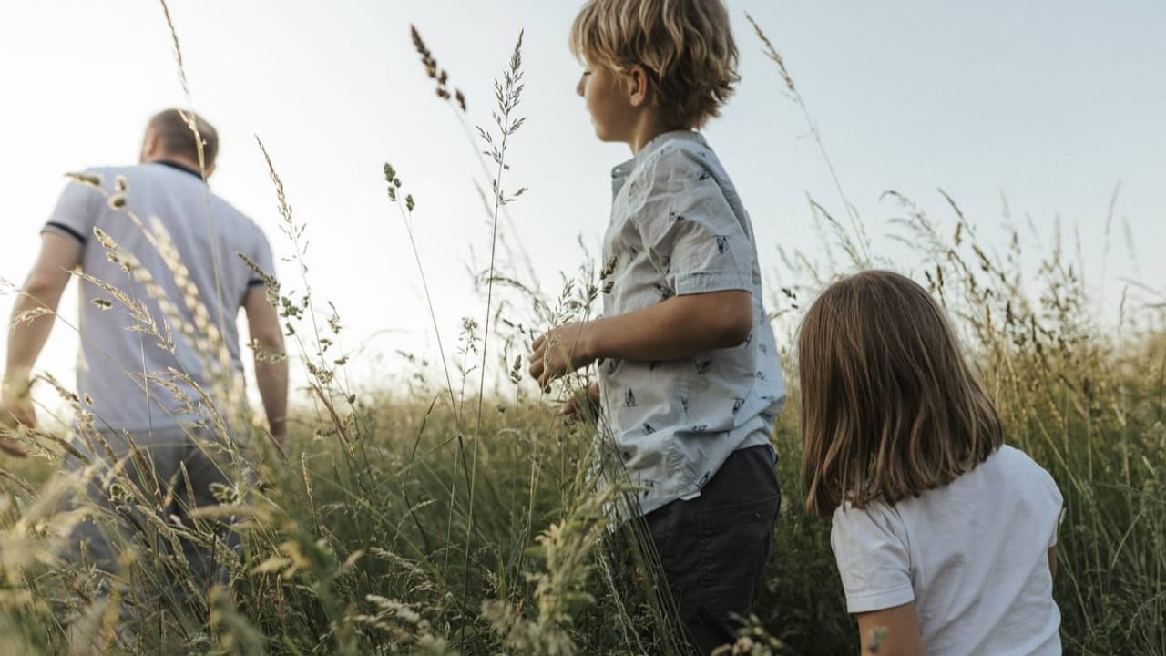 Aufwachsen ohne Vater Was fehlt, wenn der Vater geht? Kultur SRF