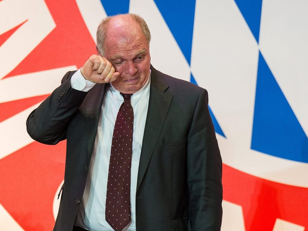 International - Uli Hoeness: Ein Sieger verliert - News - SRF
