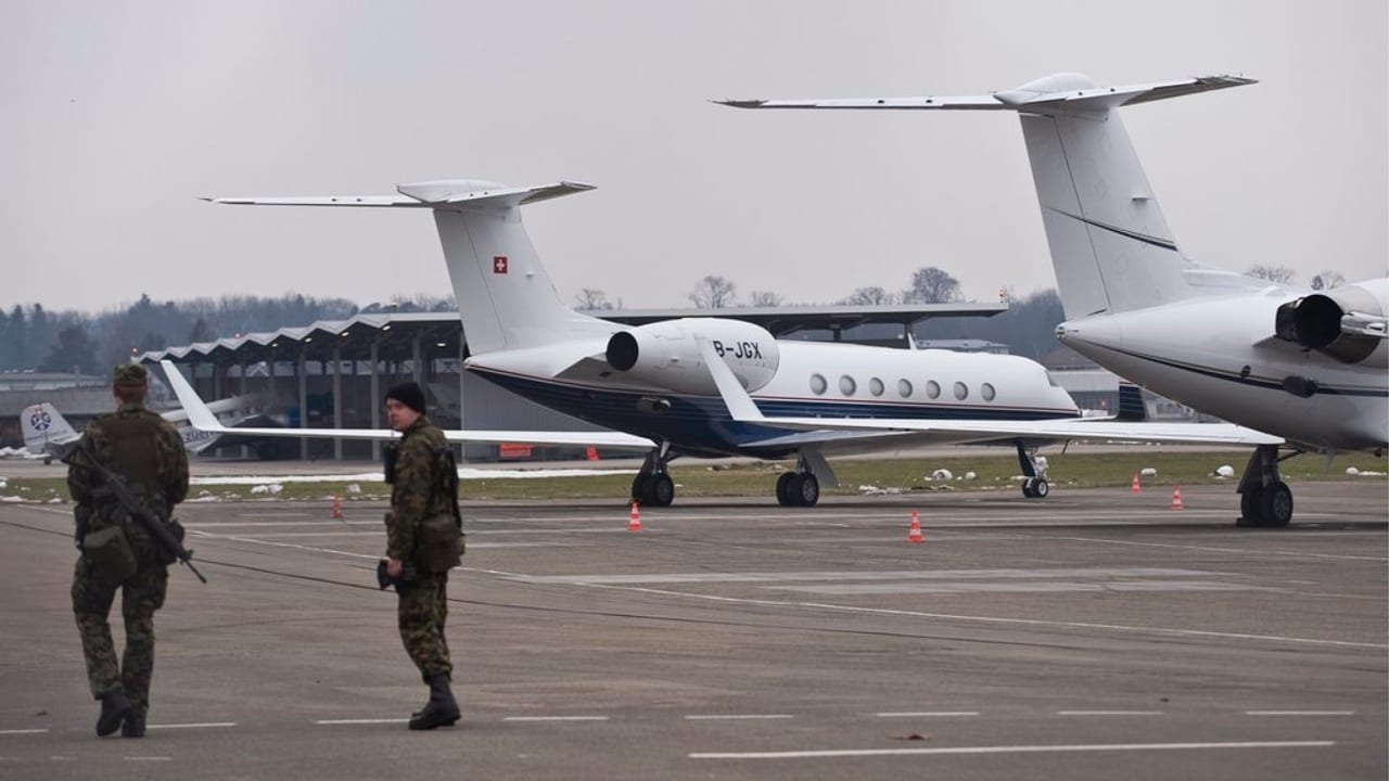 Zürich Schaffhausen - Flugplatz Dübendorf: Direktflüge wegen des WEF ab 2015? - News - SRF