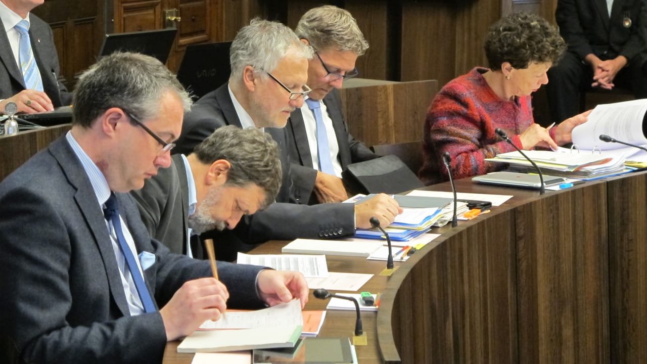 Aargau Solothurn - Silberne statt goldene Fallschirme für Alt