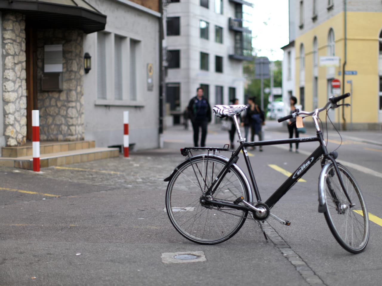 ein fahrrad legt 5 1 4 umdrehungen zurück