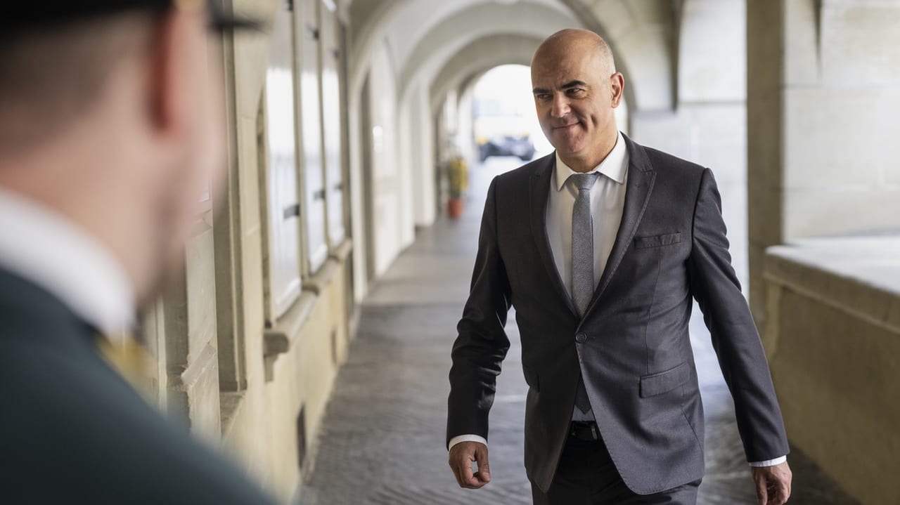 Alain Berset im Interview Berset «Rücktritt von Frau Leu ist nicht