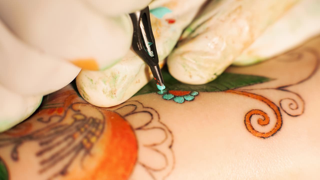 Tattoos am Arbeitsplatz Meistens kein Problem aber sie dürfen nicht