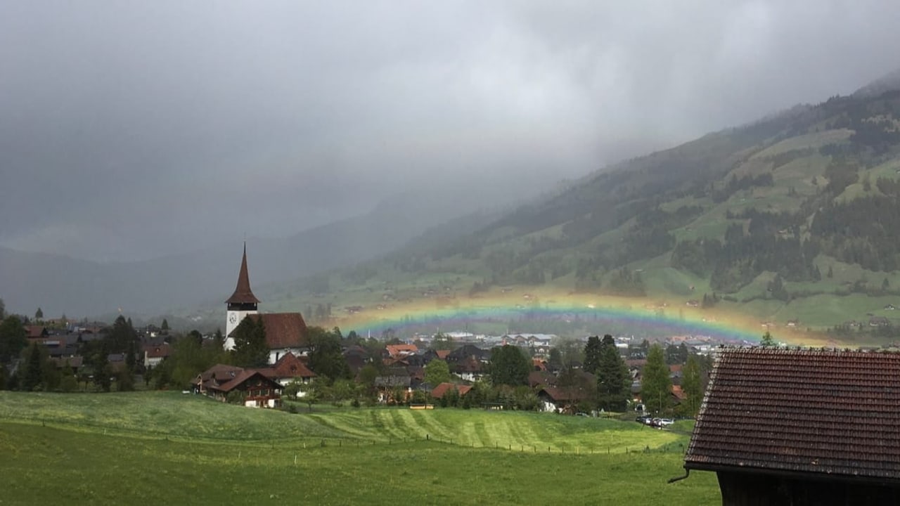 lichtspektakel am himmel  doppelter regenbogen  meteo  srf