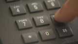Telefonische Rechtsberatung: falsche Auskunft für viel Geld (Artikel enthält Video)