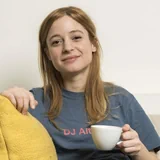 Lara Stoll