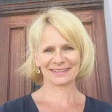 Über Astrid Weber
