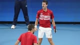 Djokovic schlägt Nadal und führt Serbien zum Triumph am ATP Cup (Artikel enthält Video)