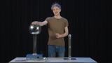Video «Einfach Physik! - Strom (4/5)» abspielen