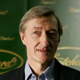 Julian Barnes