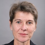 Suzanne Auer