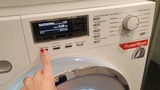 Warum wäscht die Waschmaschine eigentlich mit heissem Wasser? (Artikel enthält Audio)