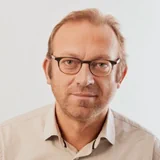 Enver Robelli
