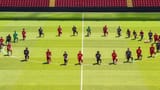 Liverpool-Kader geht geschlossen auf die Knie (Artikel enthält Video)