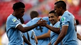 Uruguay sichert sich Halbfinal-Ticket (Artikel enthält Video)