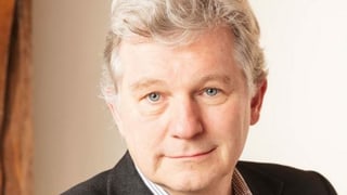 Walter Leimgruber ist Kulturwissenschaftler, Historiker und Ausstellungsmacher. Er ist Ordinarius und Leiter des Seminars für Kulturwissenschaft und Europäische Ethnologie an der Universität Basel. Walter Leimgruber ist Kulturwissenschaftler, Historiker und Ausstellungsmacher. Er ist Ordinarius und Leiter des Seminars für Kulturwissenschaft und Europäische Ethnologie an der Universität Basel.