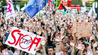 Proteste in Belgien gegen TTIP (Archivbild von September 2016 Proteste in Belgien gegen TTIP (Archivbild von September 2016