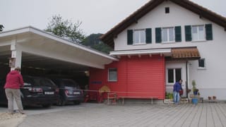 Nussbaumers messen die Distanz Nussbaumers messen die Distanz