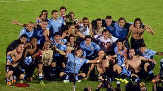 Uruguay qualifiziert sich als letztes Team für die WM 2014.