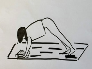 Grafik mit Figur die die Yoga-Übung «Hund» macht.