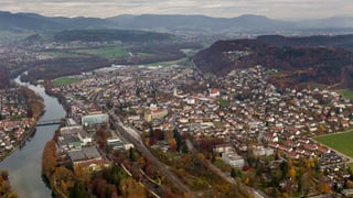 Ein Blick auf Schönenwerd aus der Vogelperspektive. Die Gemeinde liegt an der Aare. 