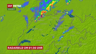 Karte der Schweiz mit Radarbild des Gewitters am Nordrand der Schweiz.