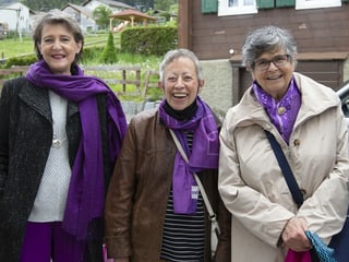 Bundesrätin Simonetta Sommaruga, Germaine Zenhaeusern, die Tochter der ersten stimmberechtigten Frau und Alt-Bundesrätin Ruth Dreifuss, 