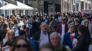 Menschen dicht gedrängt in der Freien Strasse. Menschen dicht gedrängt in der Freien Strasse.