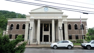 Das neue Regierungsgebäude des Martin County. Das neue Regierungsgebäude des Martin County.