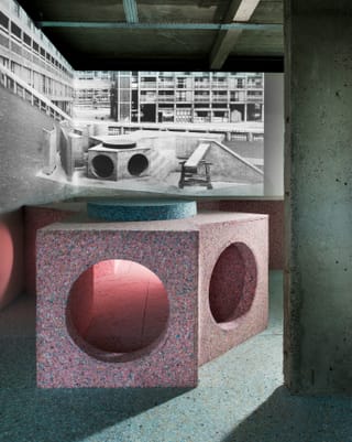 Die Originale sind oft zerstört, in der Ausstellung gibt es Bilder davon. Die Originale sind oft zerstört, in der Ausstellung gibt es Bilder davon.