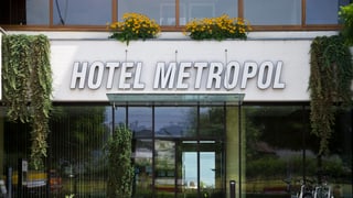 Eingang Hotel Metropol