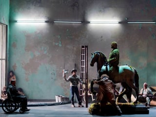 Mann auf Pferd aus Eisen. Mann auf Pferd aus Eisen.