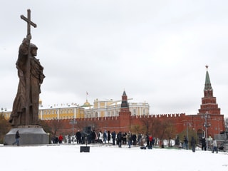 Die Statue des Wladimir I in voller Grösse.