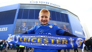 Leicester holt den Titel.