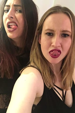 Ceyda und Zoe Ceyda und Zoe