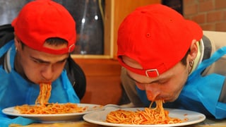 Nicht überall sind die Spaghetti geniessbar (das Bild zeigt ein Spaghetti-Wettessen).