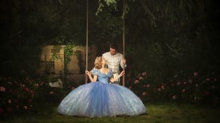 Cinderella auf der Schaukel