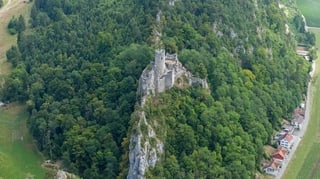 Luftaufnahme Schloss Neu-Falkenstein Luftaufnahme Schloss Neu-Falkenstein