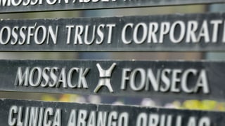 Das Firmenschild von Mossack Fonseca an einem Gebäude in Panama Stadt»