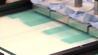 Maschine misst die reinigungskraft Maschine misst die reinigungskraft