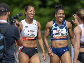 Die beiden Sprinterinnen Salomé Kora (l.) und Mujinga Kambundji.